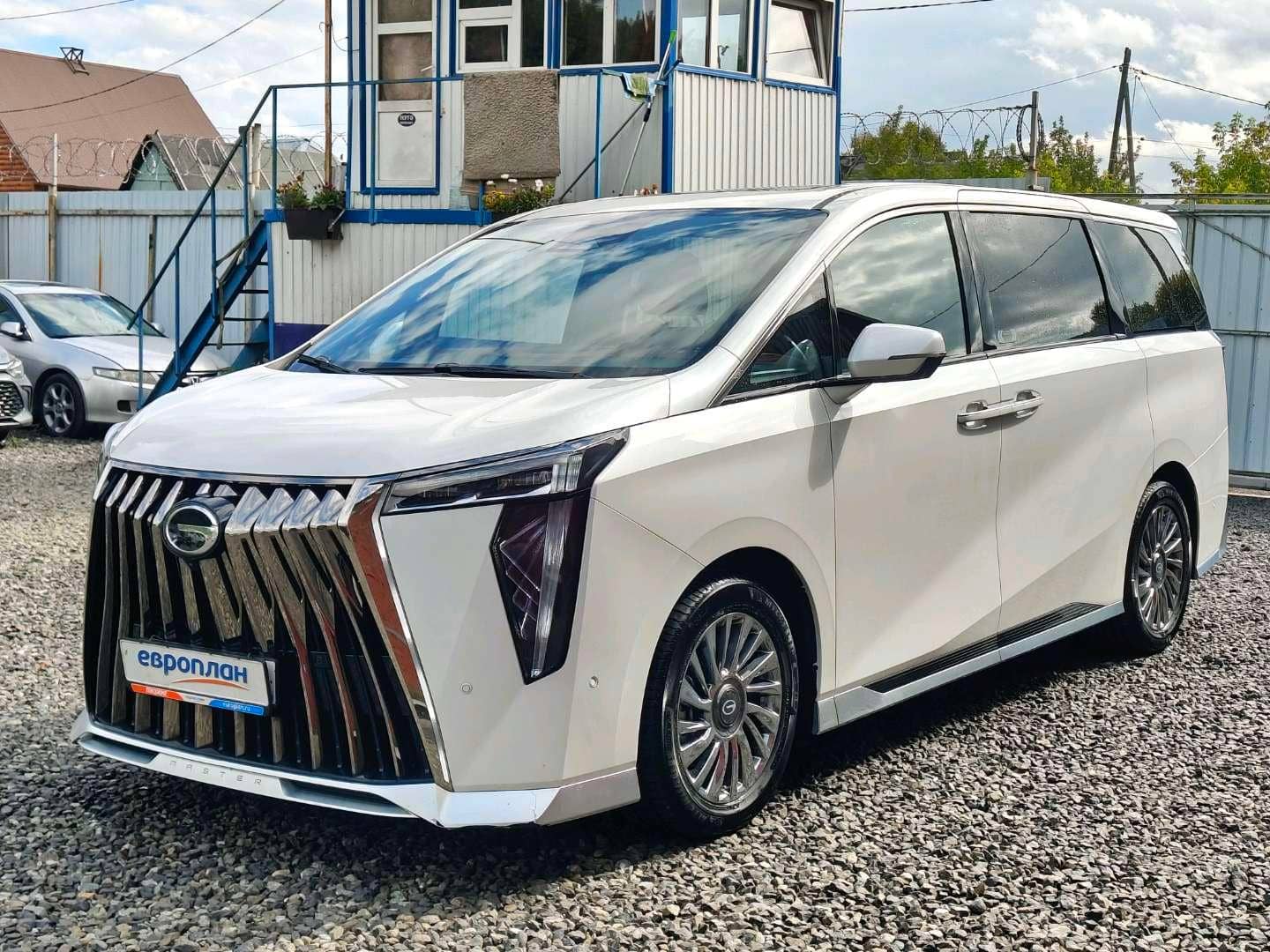GAC M8