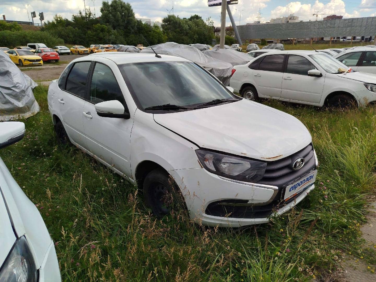 Lada Granta седан,  80 703 км, 2023 года в лизинг