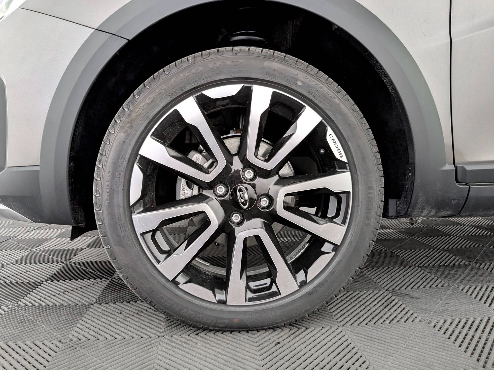 Lada Vesta SW Cross Life 24 1.6 106hp 5MT