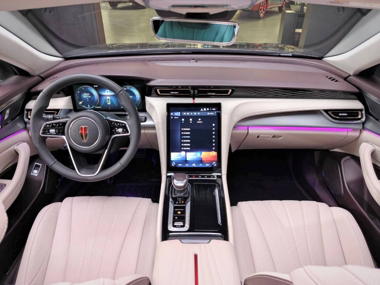 Hongqi H5 Deluxe 2.0T