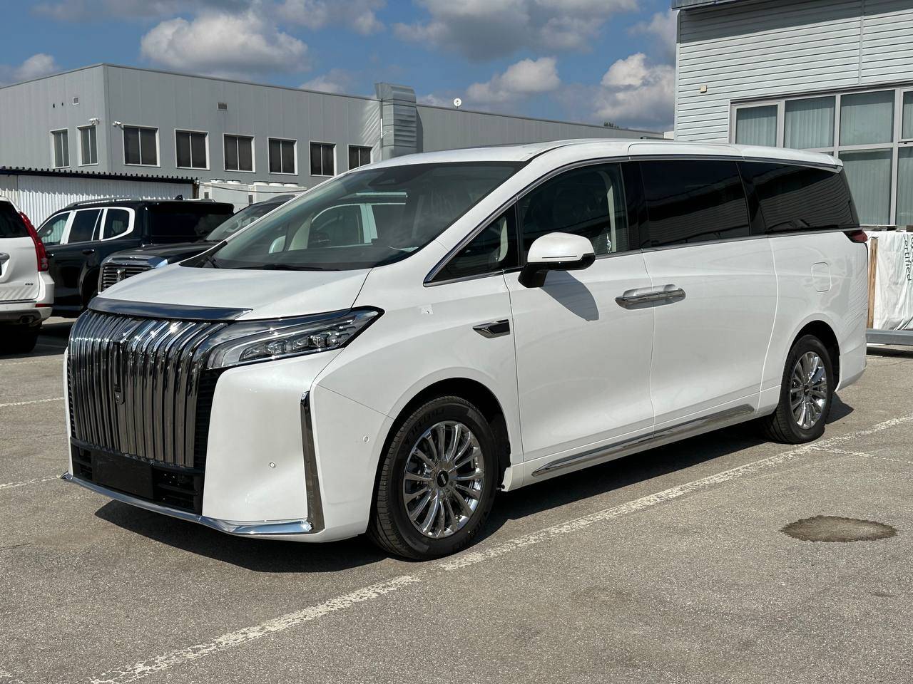 Wey 80 PHEV 1.5 T DHT 4WD Business Lounge