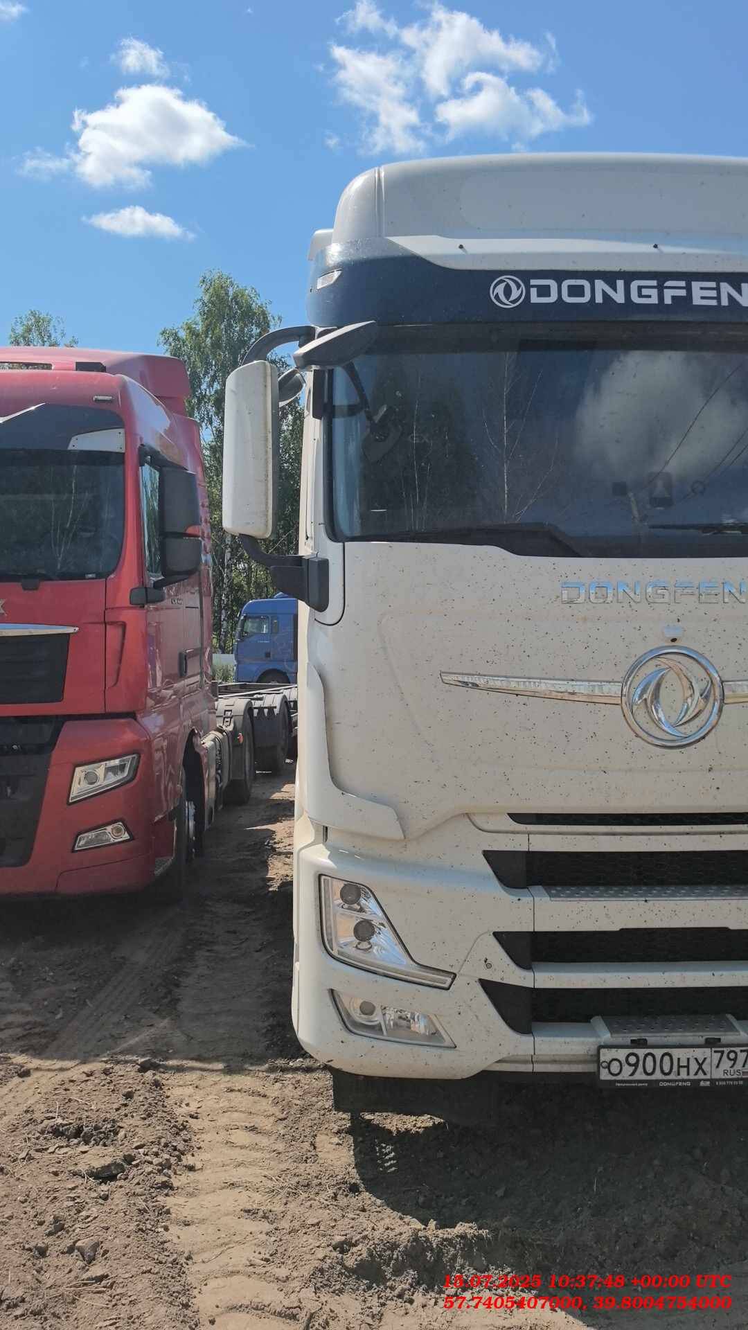 DongFeng DFH4180C2 4x2,  216 053 км, 2023 года в лизинг