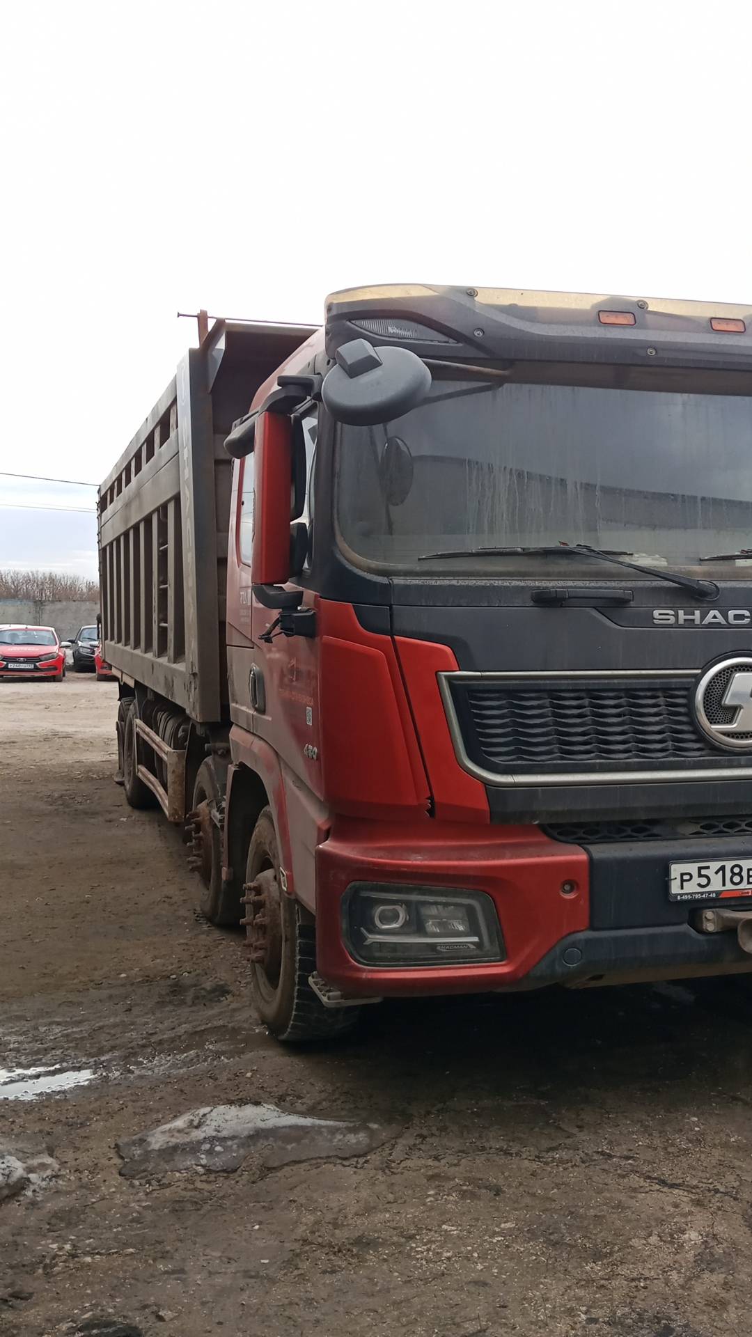 Shacman SX33186V366,  200 000 км, 2023 года