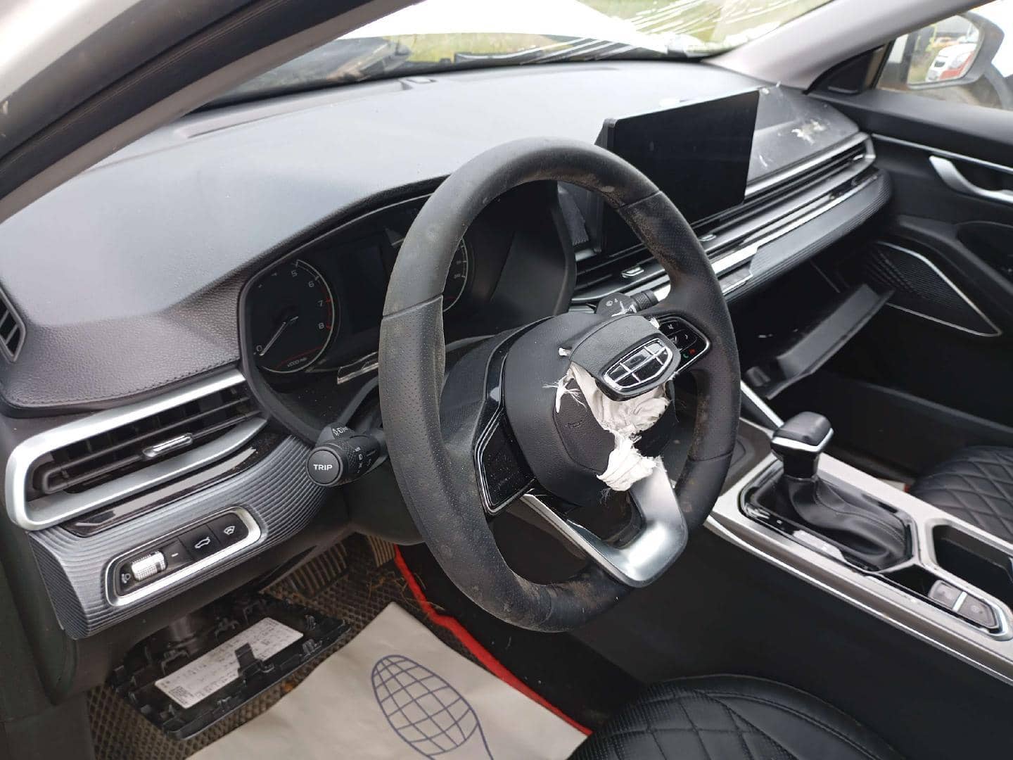 Geely Emgrand,  180 000 км, 2023 года в лизинг