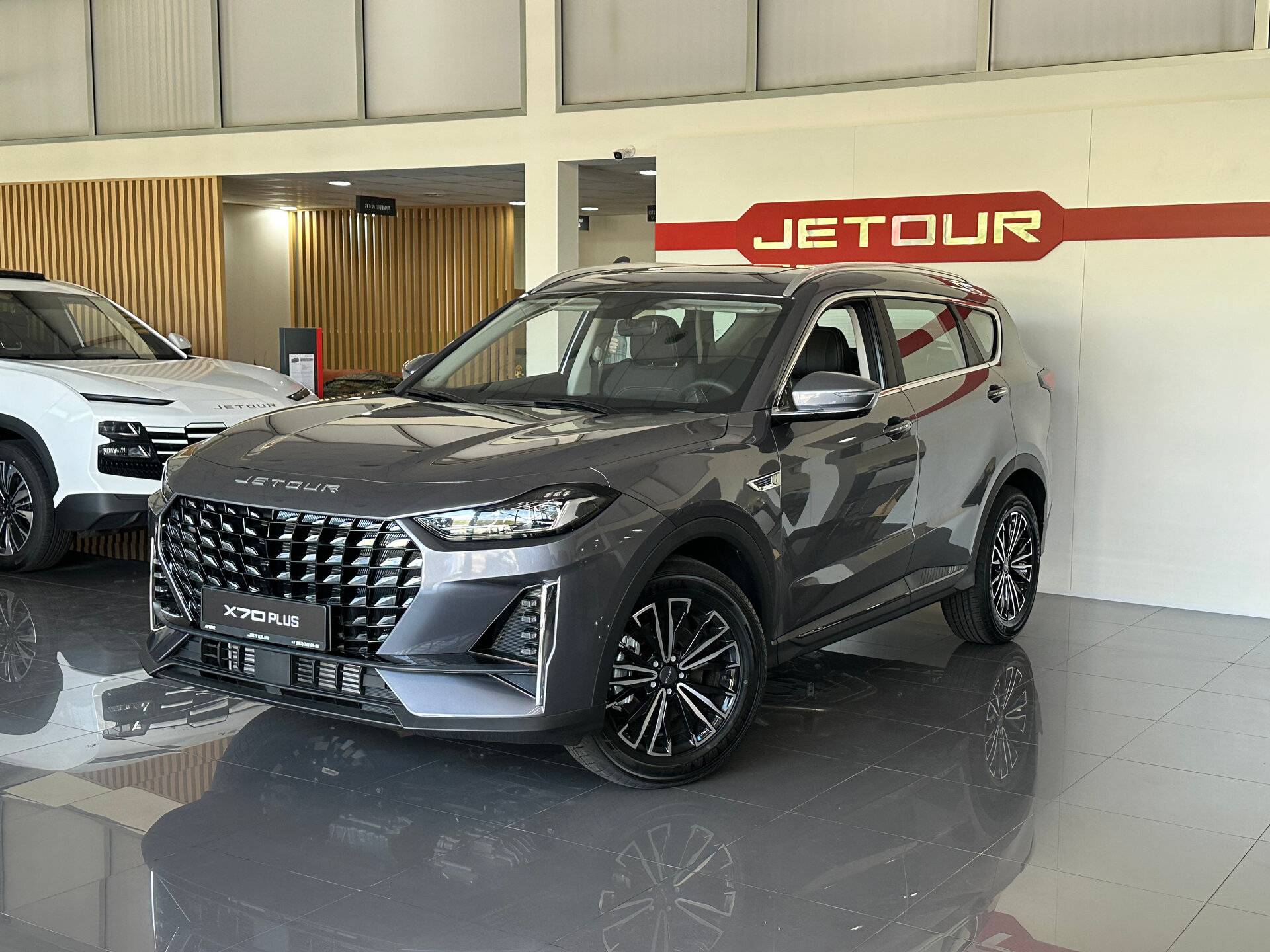 Jetour X70 Plus 1.6TGDI-7DCT Comfort