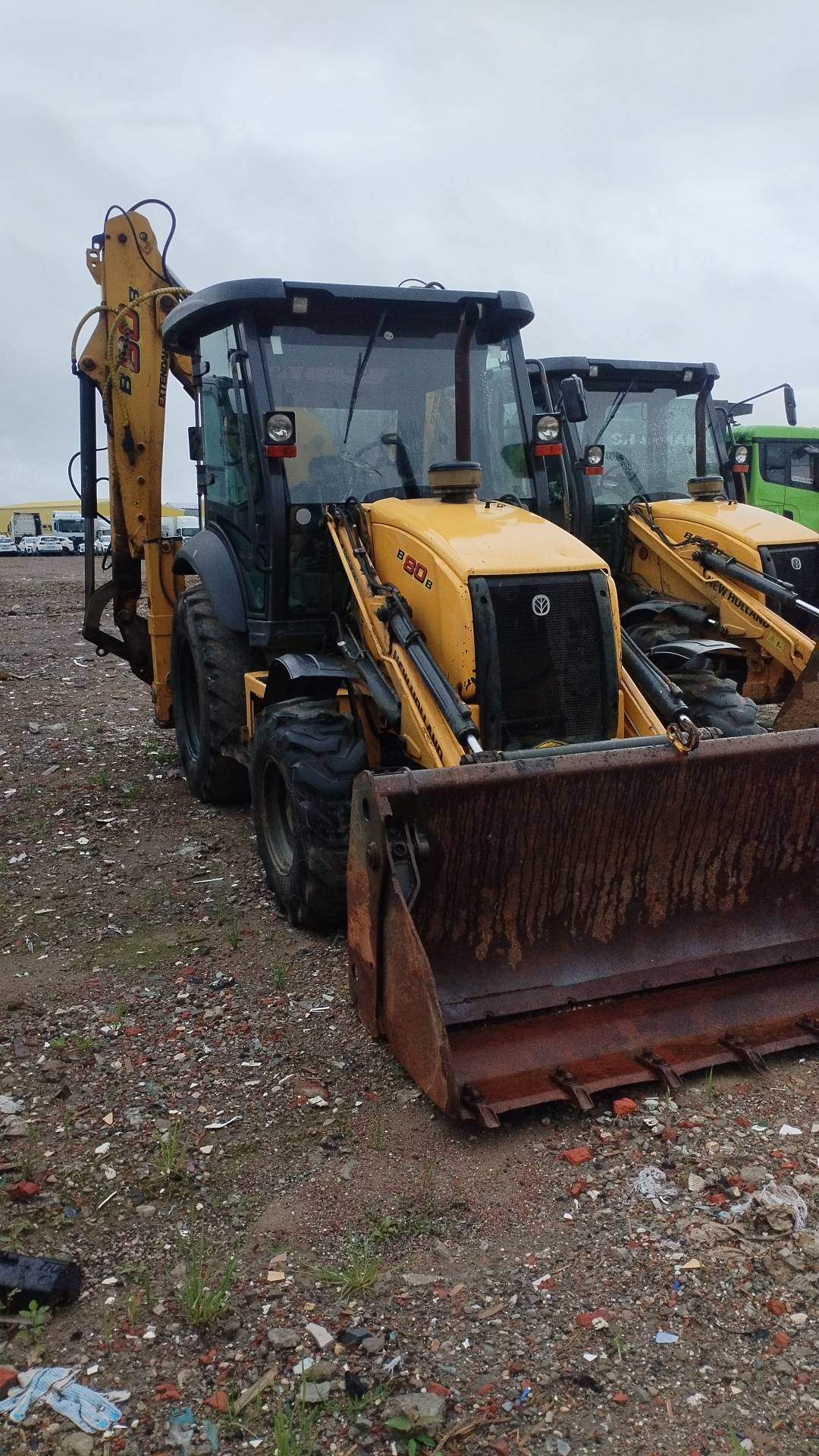 NEW HOLLAND B80B