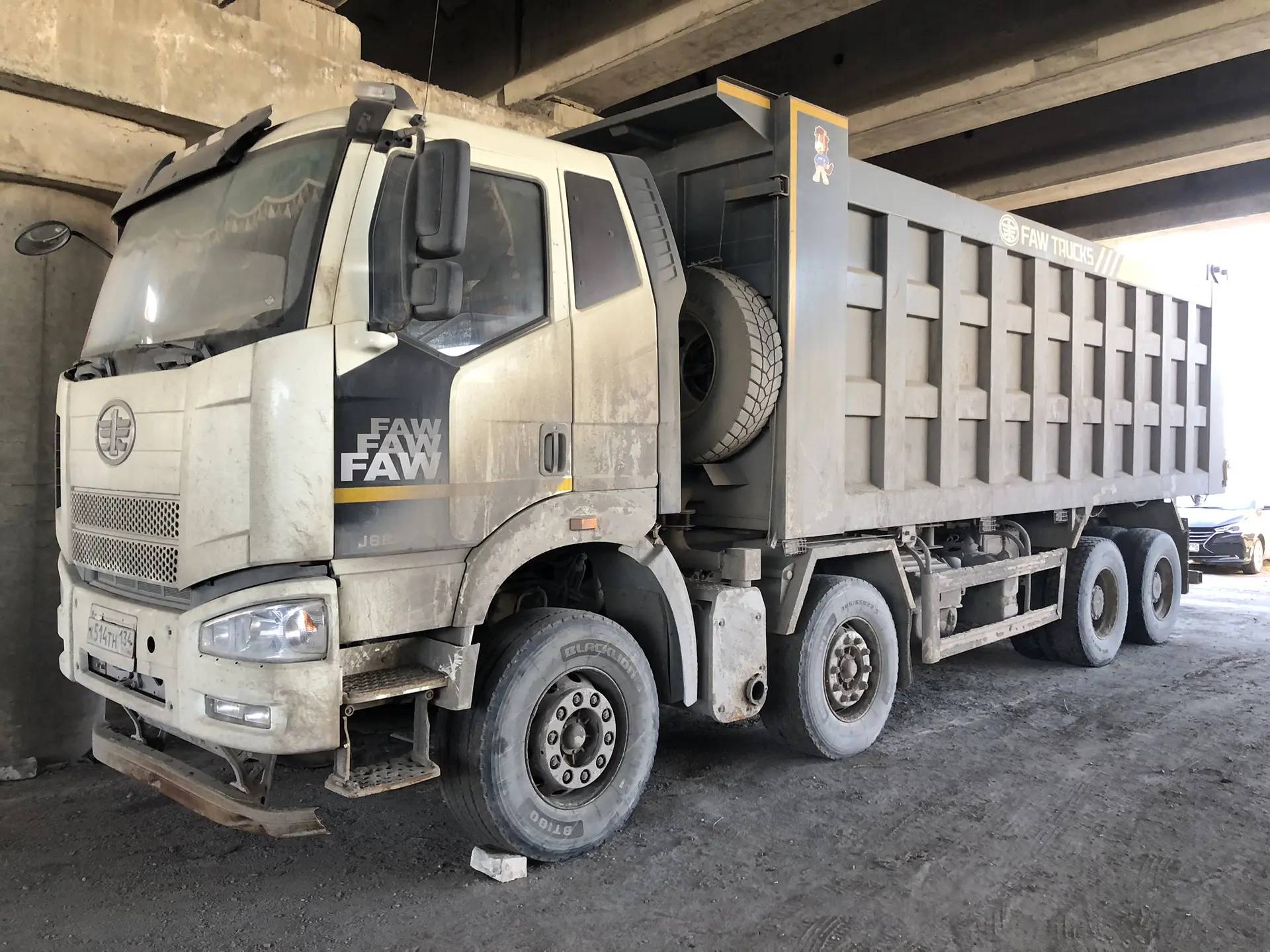 FAW CA3310P66K24T4E5 8х4