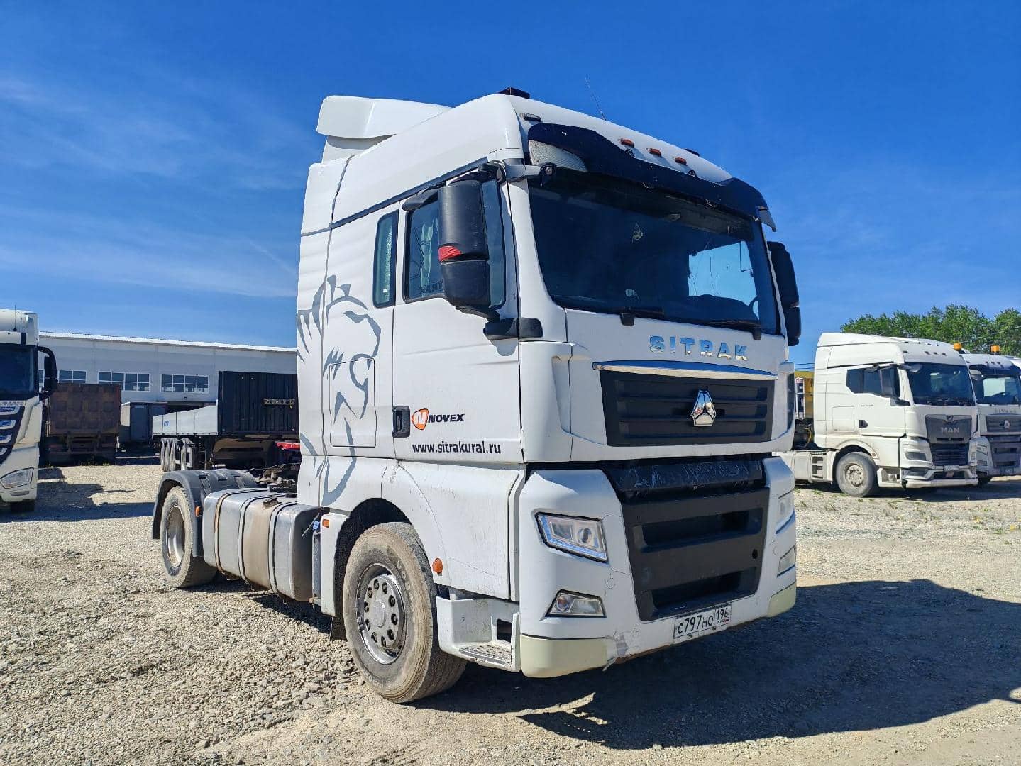 Sitrak ZZ4186V391HE,  462 442 км, 2023 года в лизинг