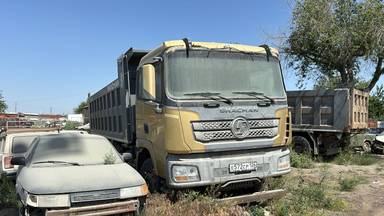 Shacman SX33186T366C