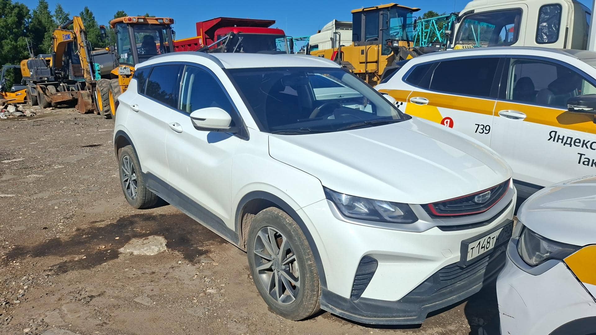 Geely Coolray,  70 614 км, 2023 года в лизинг