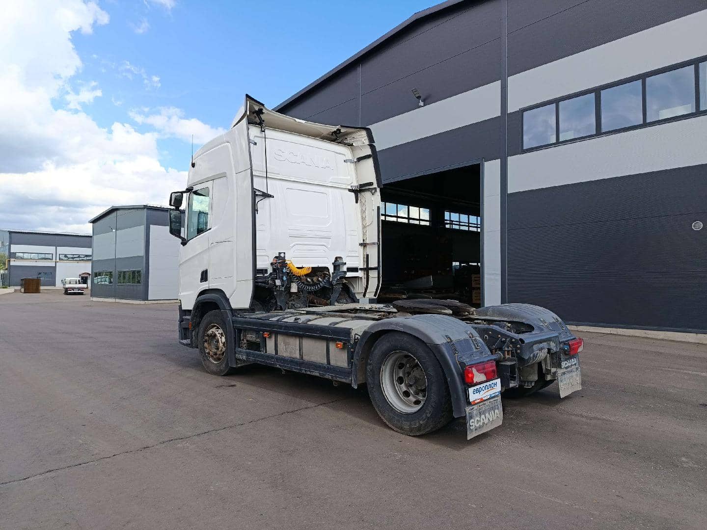 SCANIA R 440 A4x2NA (Highline),  931 642 км, 2019 года в лизинг
