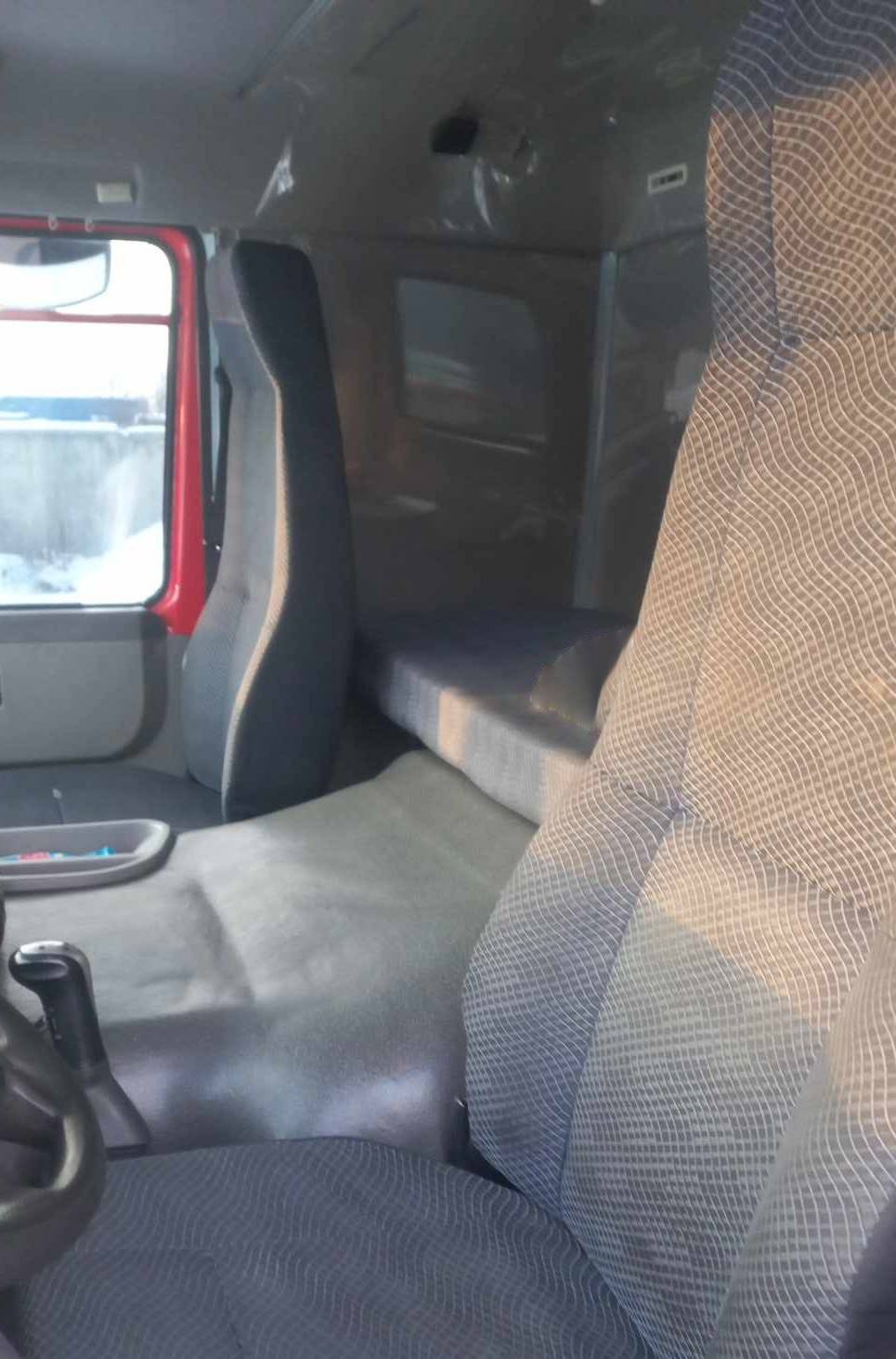 HOWO ZZ3327S3857E 6х6,  22 971 км, 2022 года