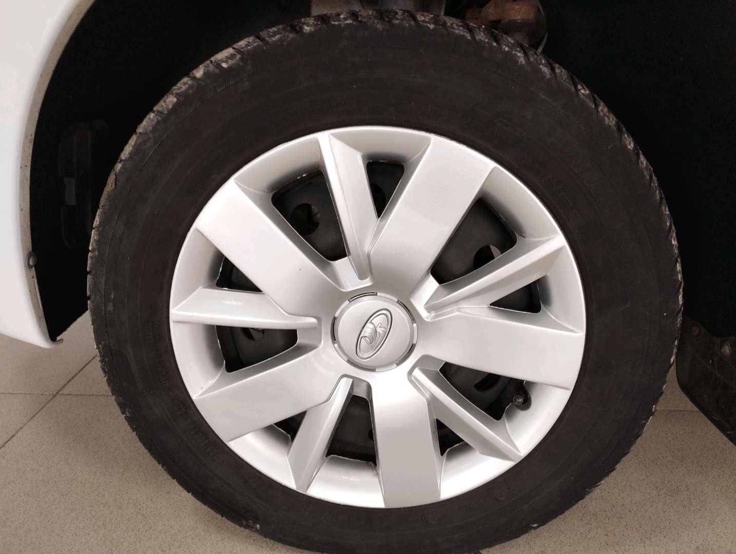Lada Granta лифтбек,  39 850 км, 2024 года в лизинг