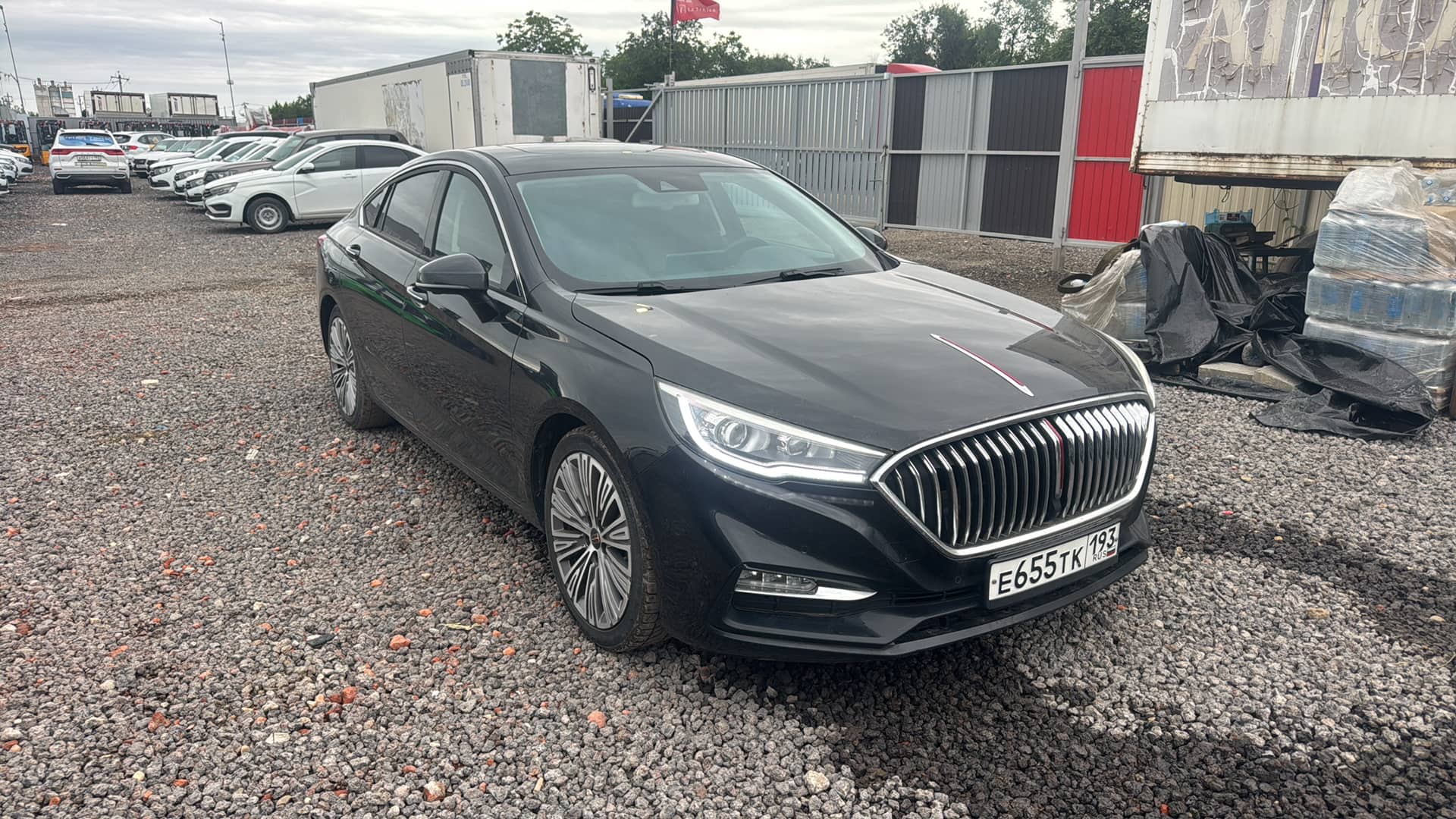 Hongqi H5