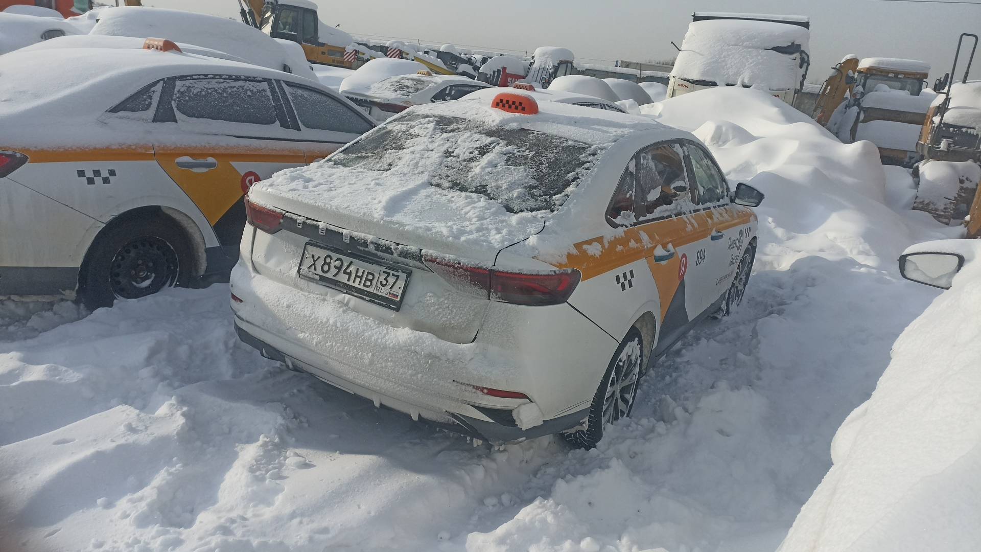 Geely Emgrand,  147 741 км, 2023 года в лизинг