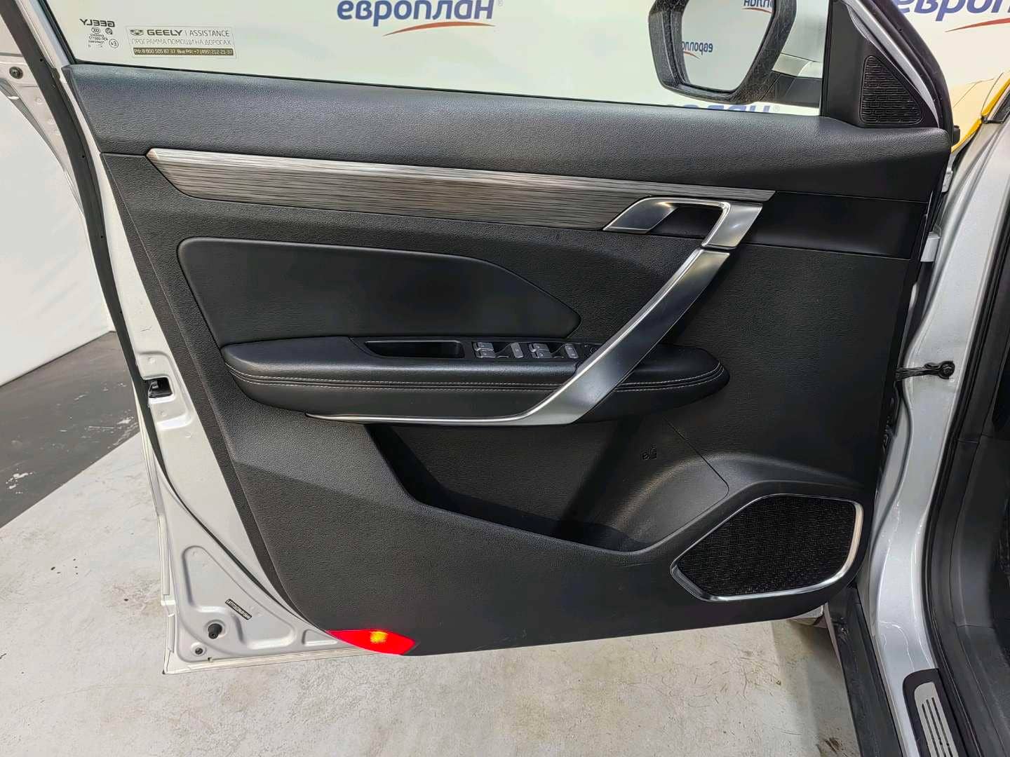 Geely Atlas Pro,  261 906 км, 2022 года в лизинг