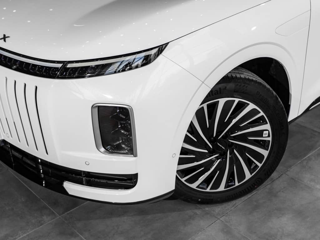 EXEED Exlantix ET 1.5T+40KWh AWD TOP BL