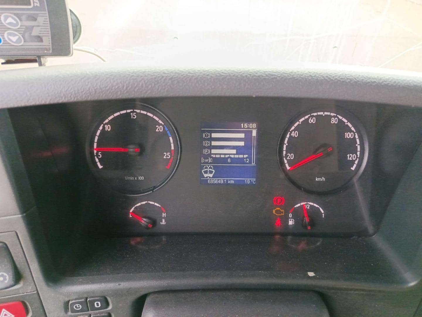 SCANIA P250 LB4X2HNA,  1 400 000 км, 2014 года в лизинг