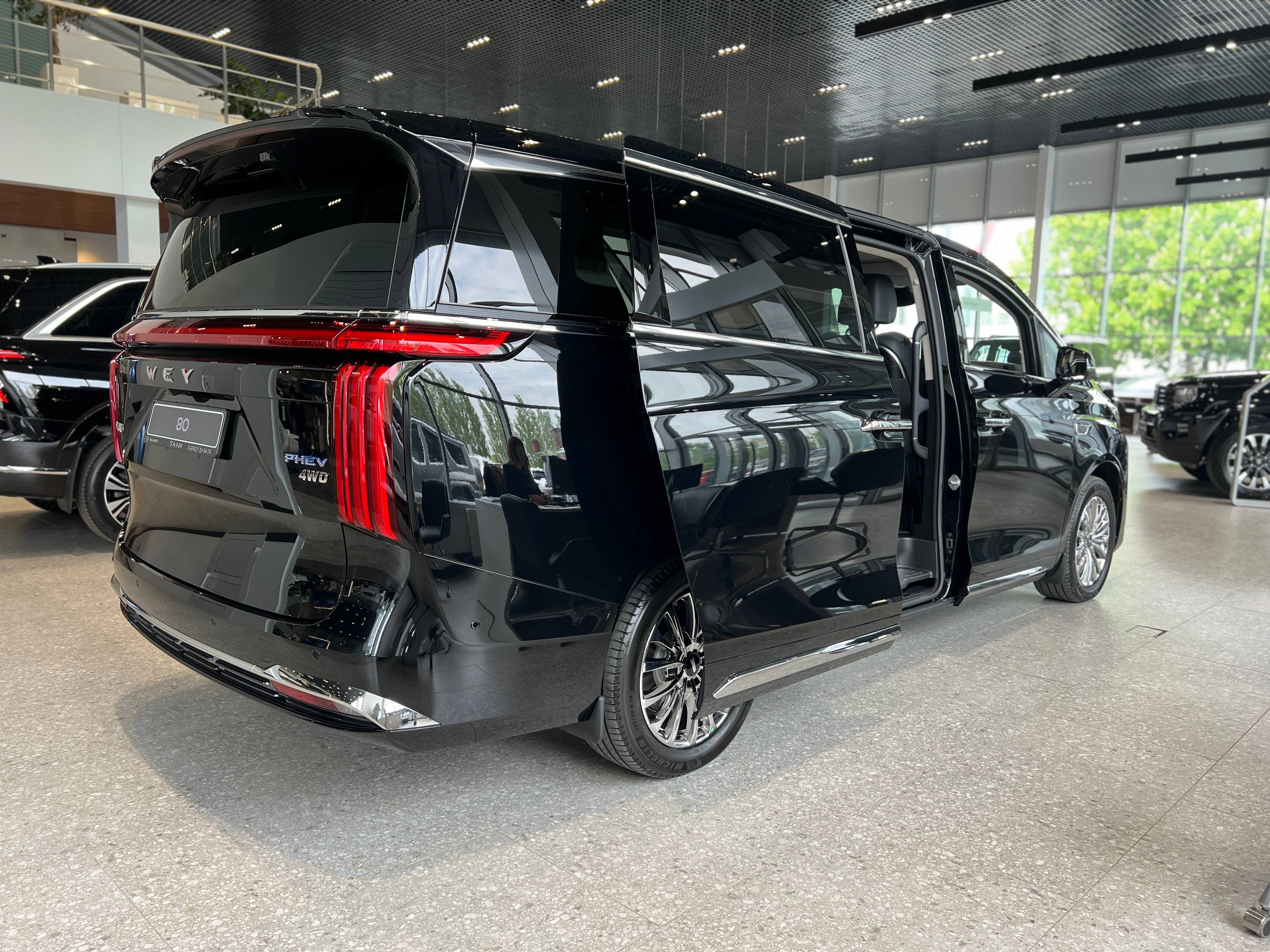 Wey 80 PHEV 1.5 T DHT 4WD Business Lounge