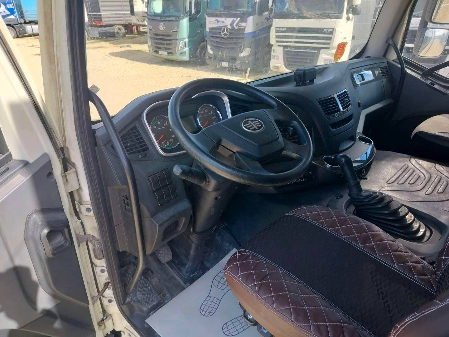 FAW CA3310P66K24T4E5 8х4,  153 008 км, 2023 года в лизинг