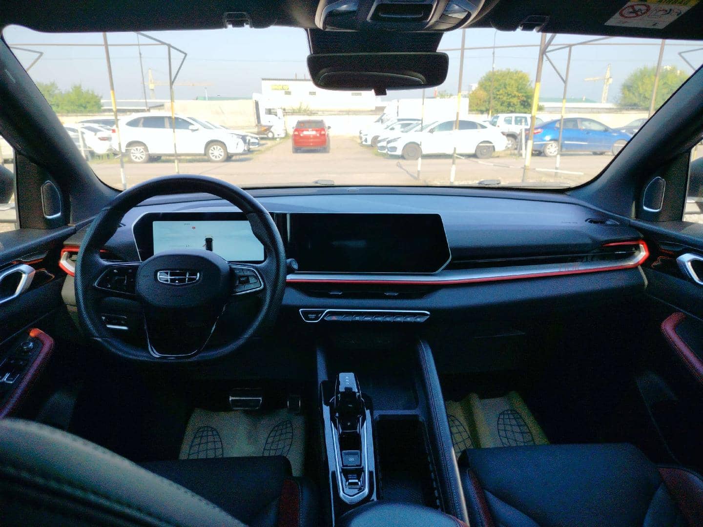 Geely Coolray,  70 404 км, 2023 года в лизинг