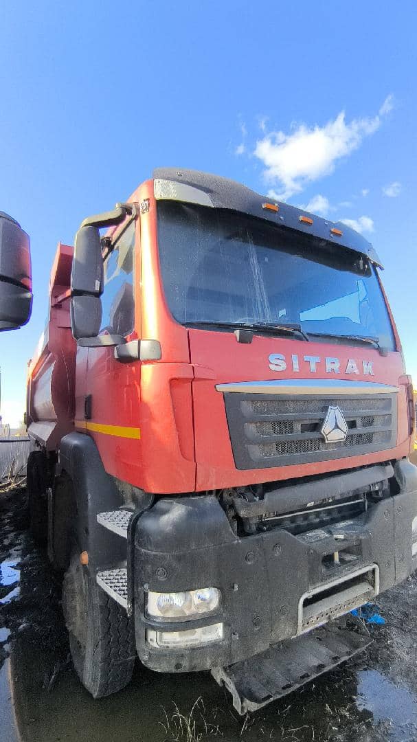 Sitrak ZZ3406V455ME,  108 300 км, 2024 года в лизинг