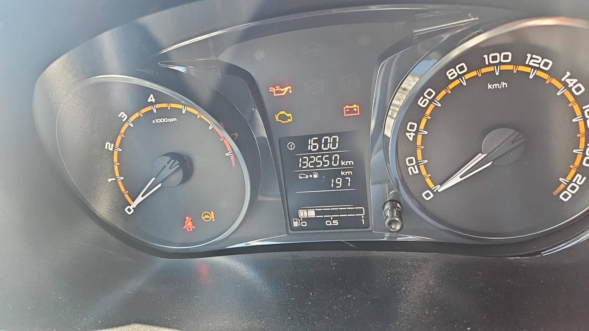 Lada Granta лифтбек,  132 550 км, 2024 года в лизинг