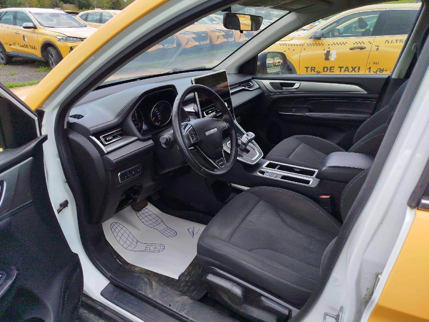 Haval M6,  201 258 км, 2023 года в лизинг