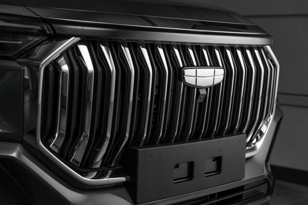 Geely Okavango Flagship 2.0T 7DCT 2WD