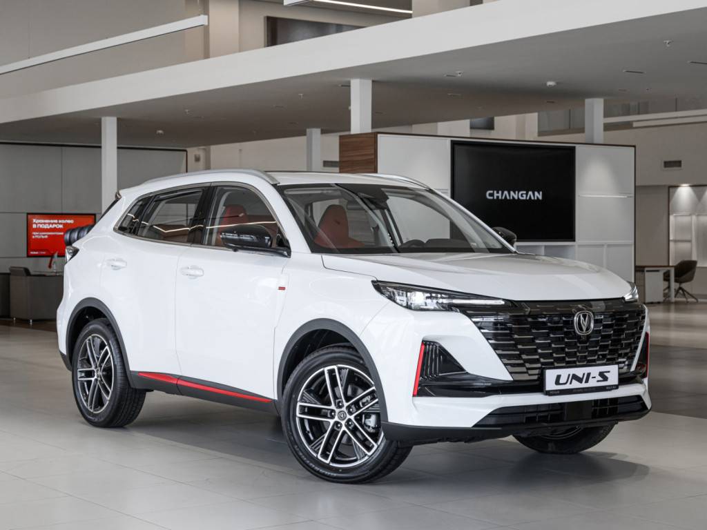 Changan Uni-S Tech 1.5T 7AT