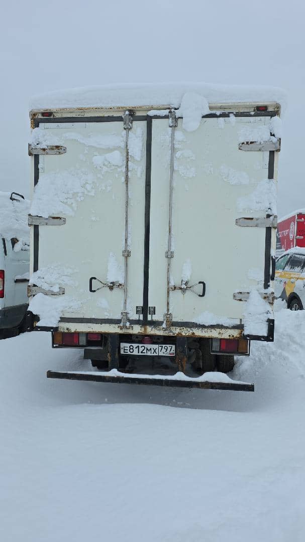 ISUZU ELF 4,5,  268 529 км, 2017 года в лизинг