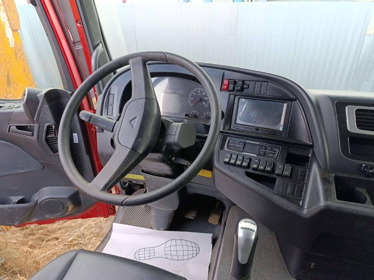 Sitrak ZZ3406V455ME,  50 000 км, 2024 года в лизинг