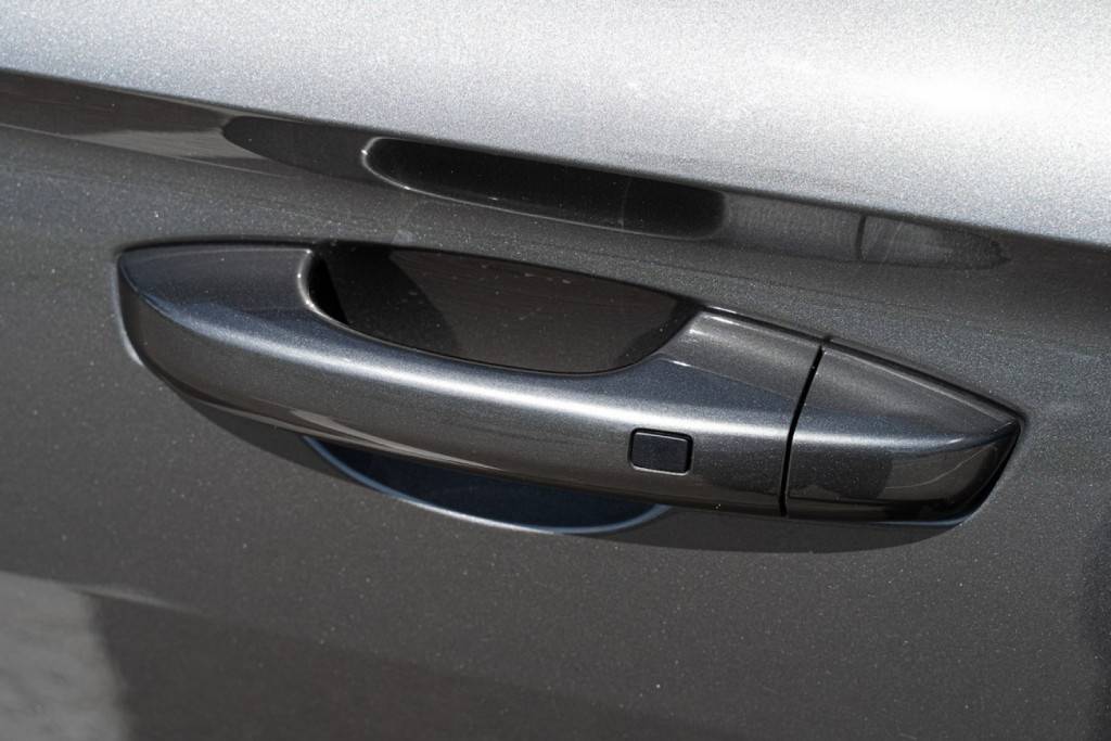 Geely Emgrand Luxury 1.5 AT