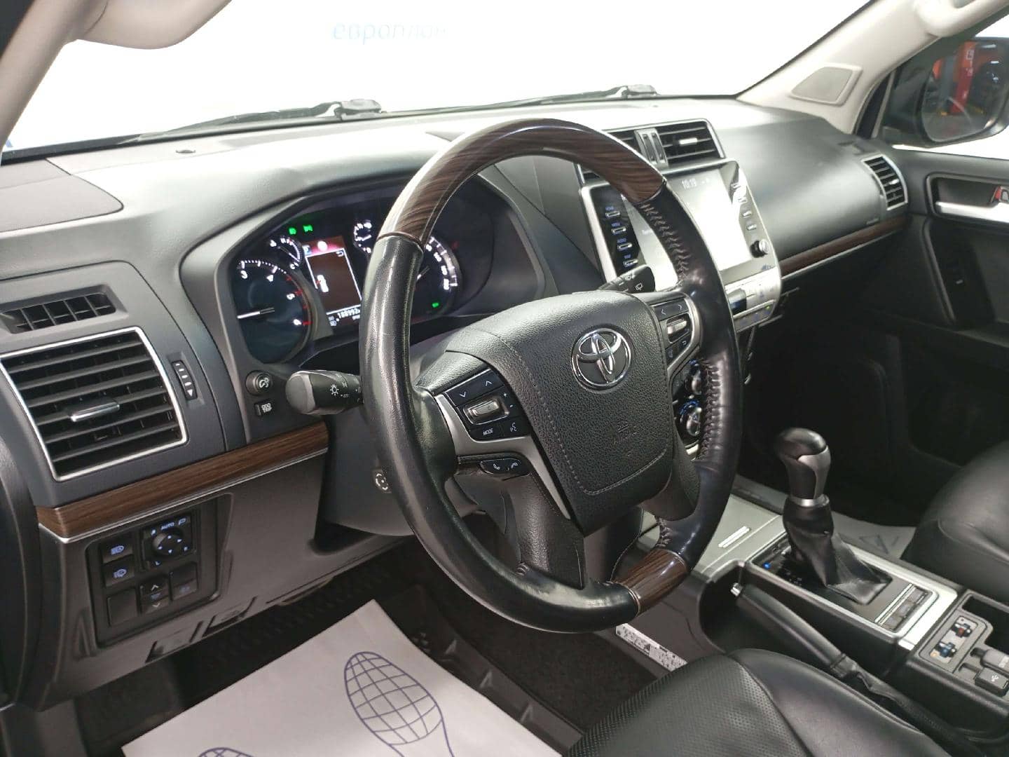 Toyota Land Cruiser Prado,  188 992 км, 2021 года в лизинг