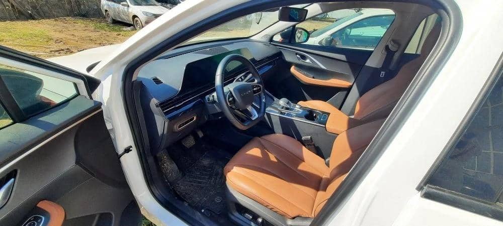 OMODA C5,  82 687 км, 2022 года в лизинг