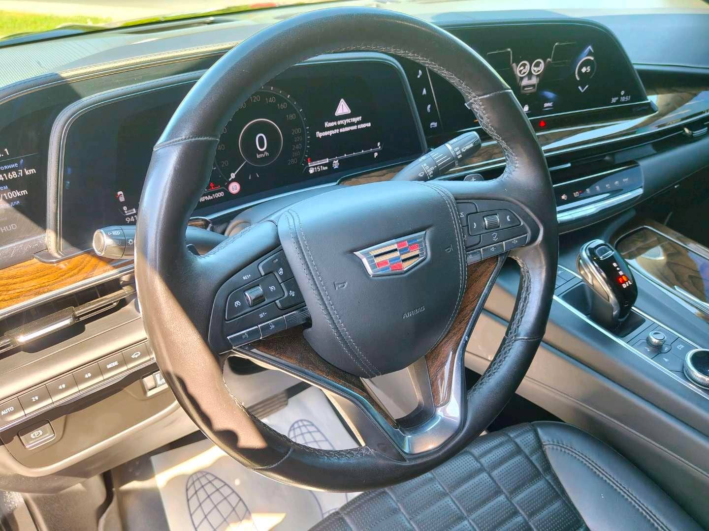 Cadillac Escalade,  94 169 км, 2022 года в лизинг