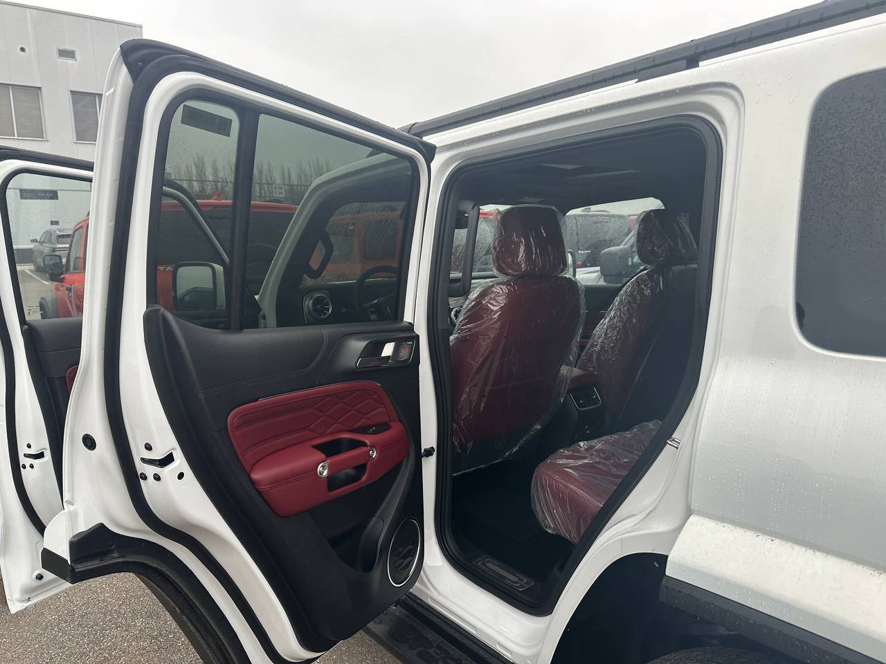 Tank 300 City Premium 2.0 8AT 4WD