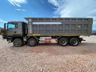 HOWO ZZ3317V386GE1 8х4