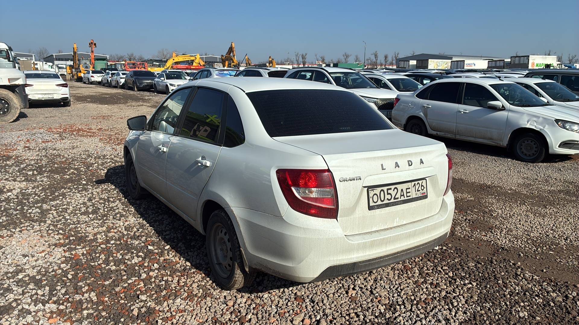 Lada Granta седан,  118 682 км, 2023 года в лизинг