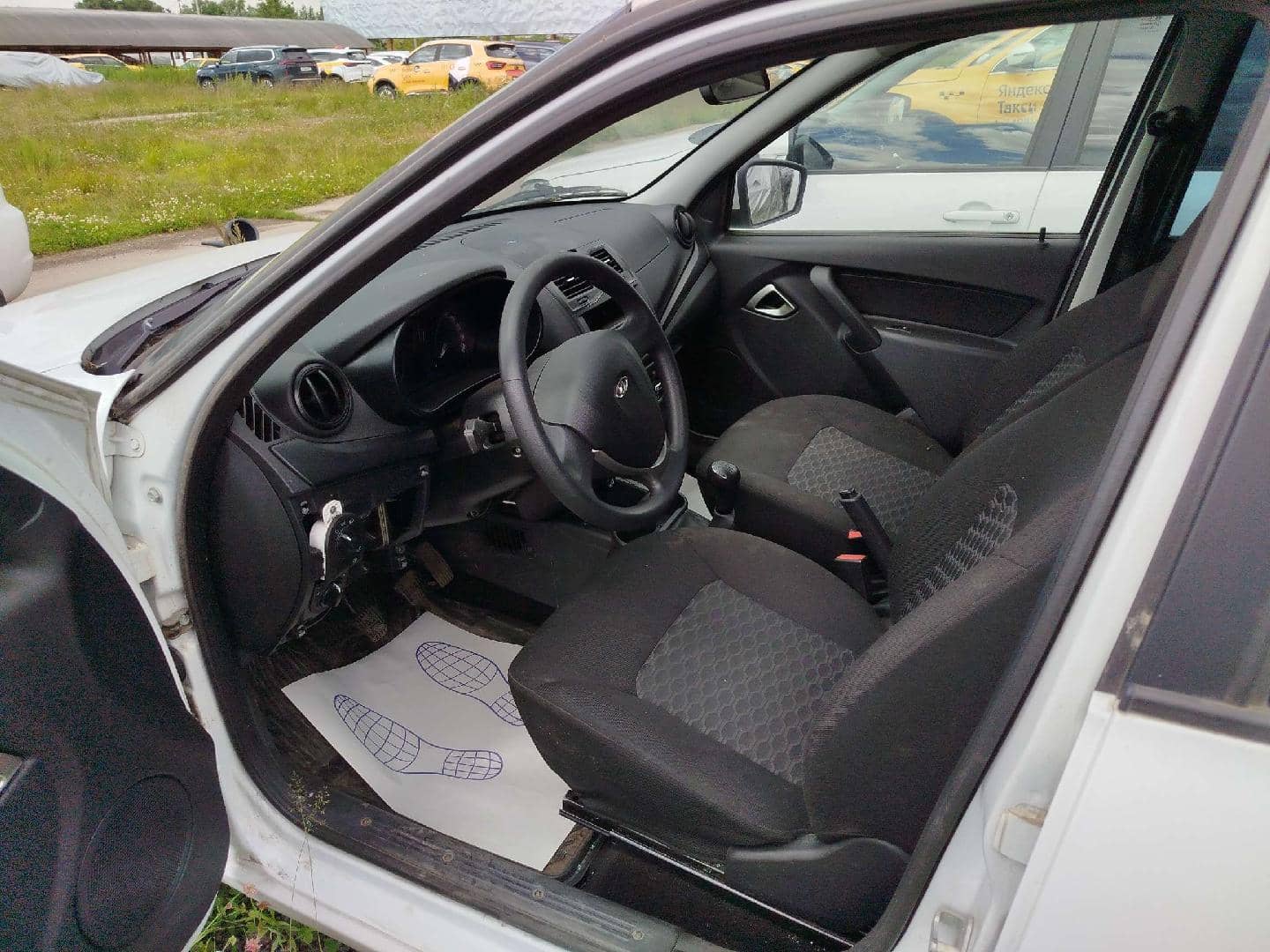 Lada Granta седан,  80 703 км, 2023 года в лизинг