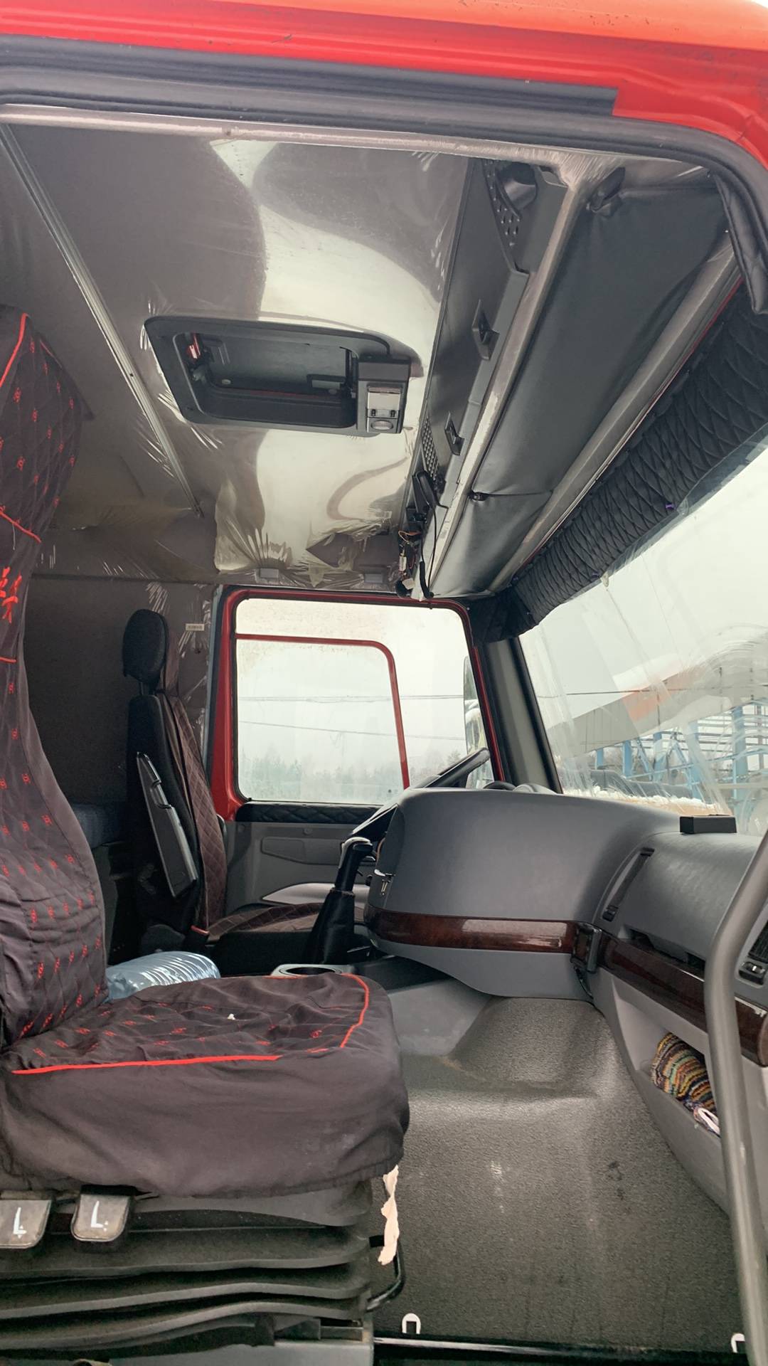 HOWO ZZ3407S3867E 8x4,  361 920 км, 2021 года в лизинг