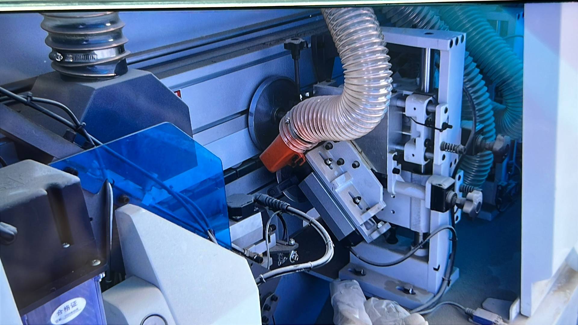 KDT KE-655JSF кромкооблицовочный станок, 2023 года в лизинг