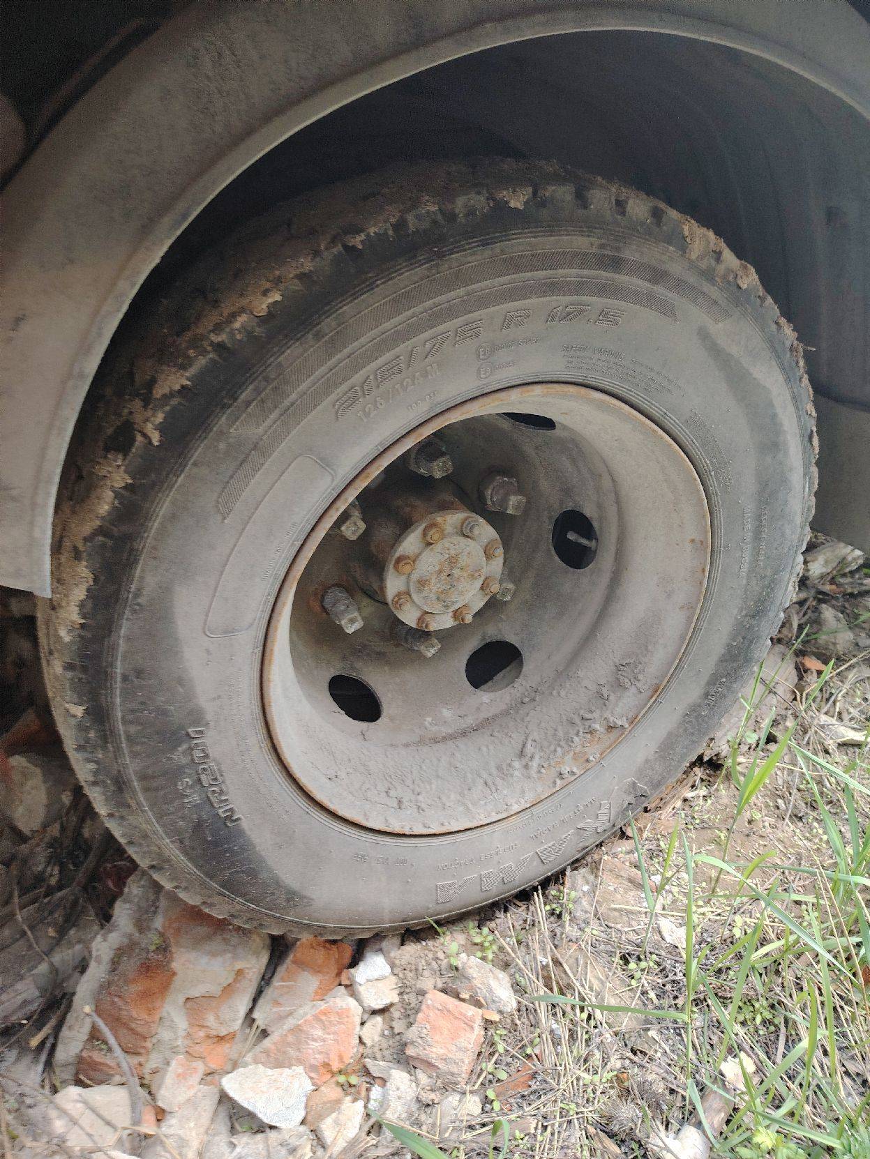 ISUZU NPR75LL Лот 000002466