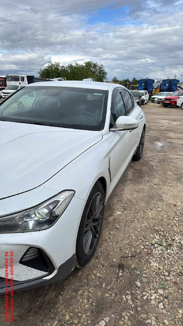 Genesis G70,  276 286 км, 2018 года