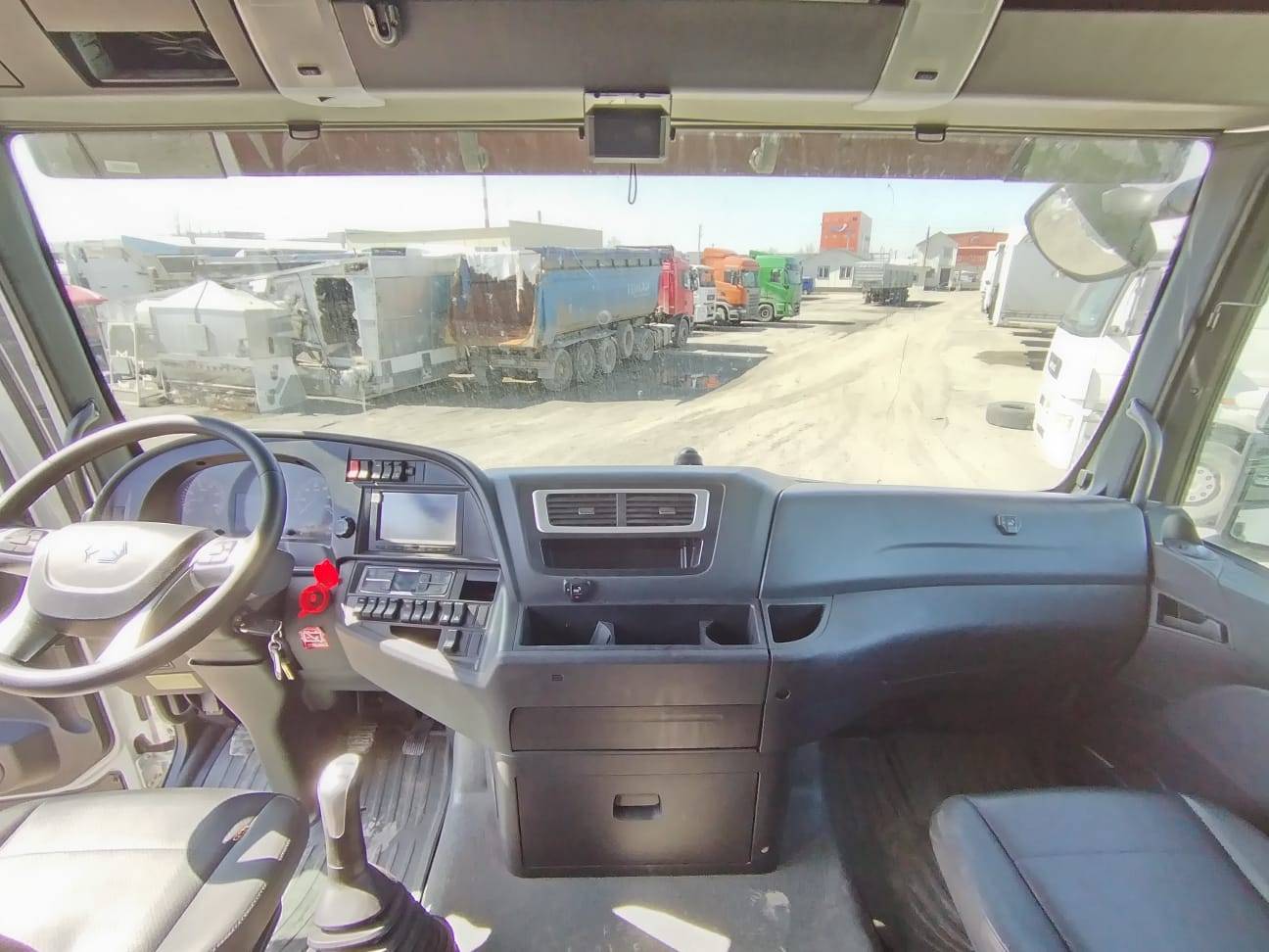 Sitrak С7Н 6×4 ZZ4256V364HE Лот 000005640