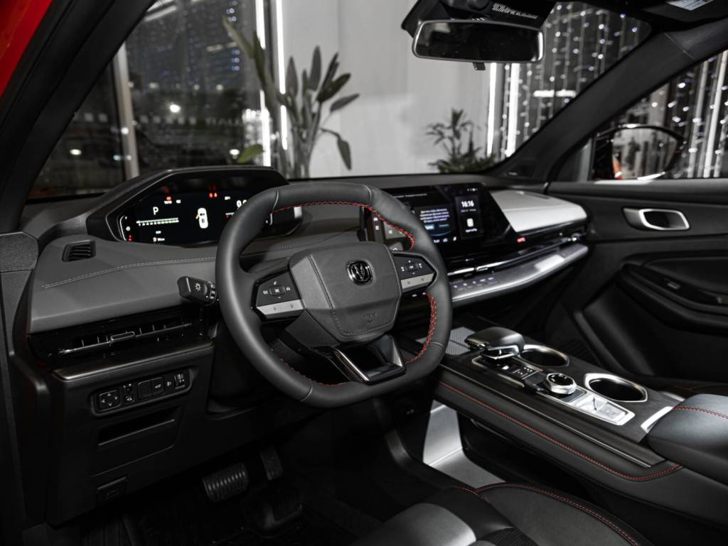 Changan Uni-S Tech 1.5T 7AT