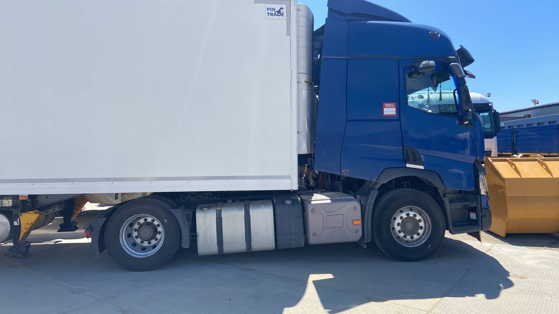 Renault T 460 4X2 (Sleeper Cab),  698 276 км, 2017 года в лизинг