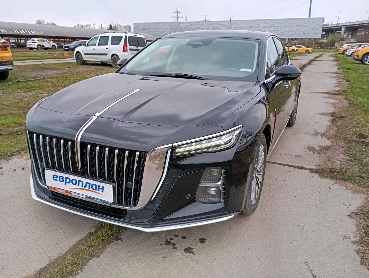 Hongqi H5,  205 242 км, 2023 года в лизинг