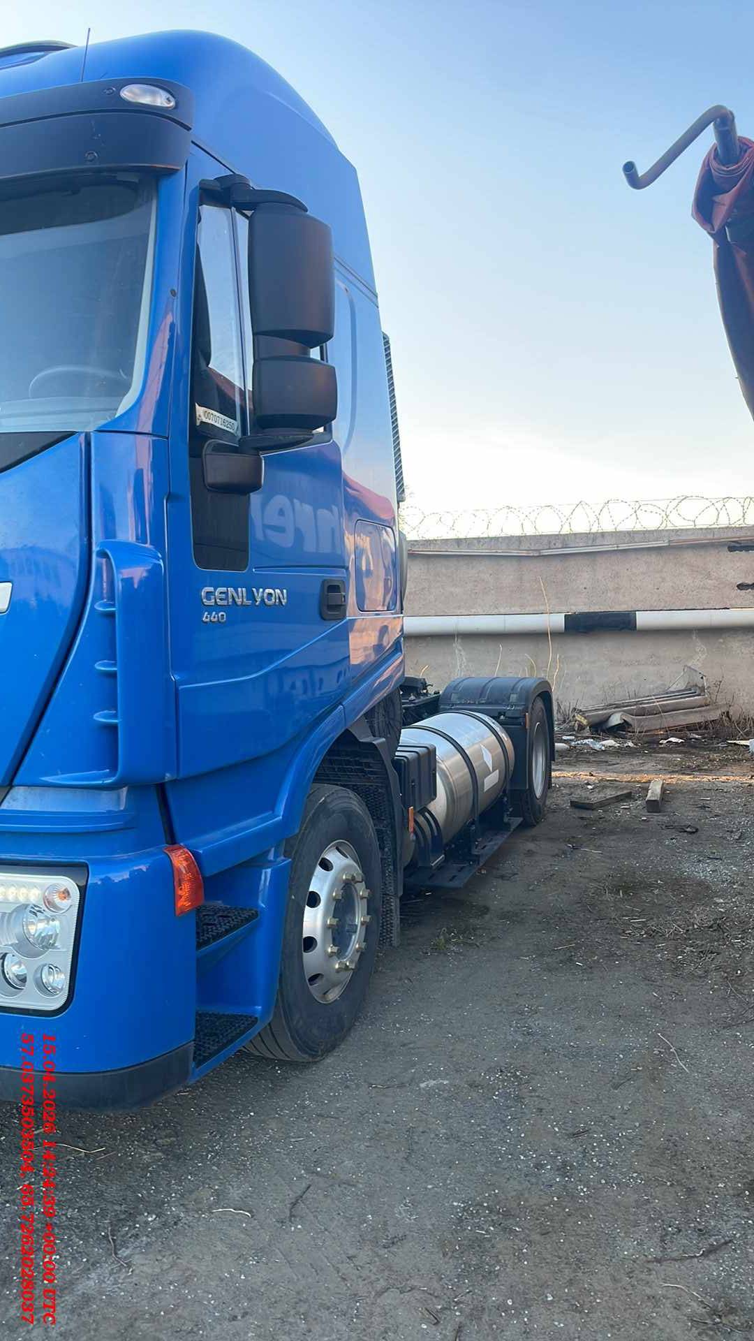 HONGYAN CQ4187HD12381T LNG,  9 433 км, 2024 года в лизинг