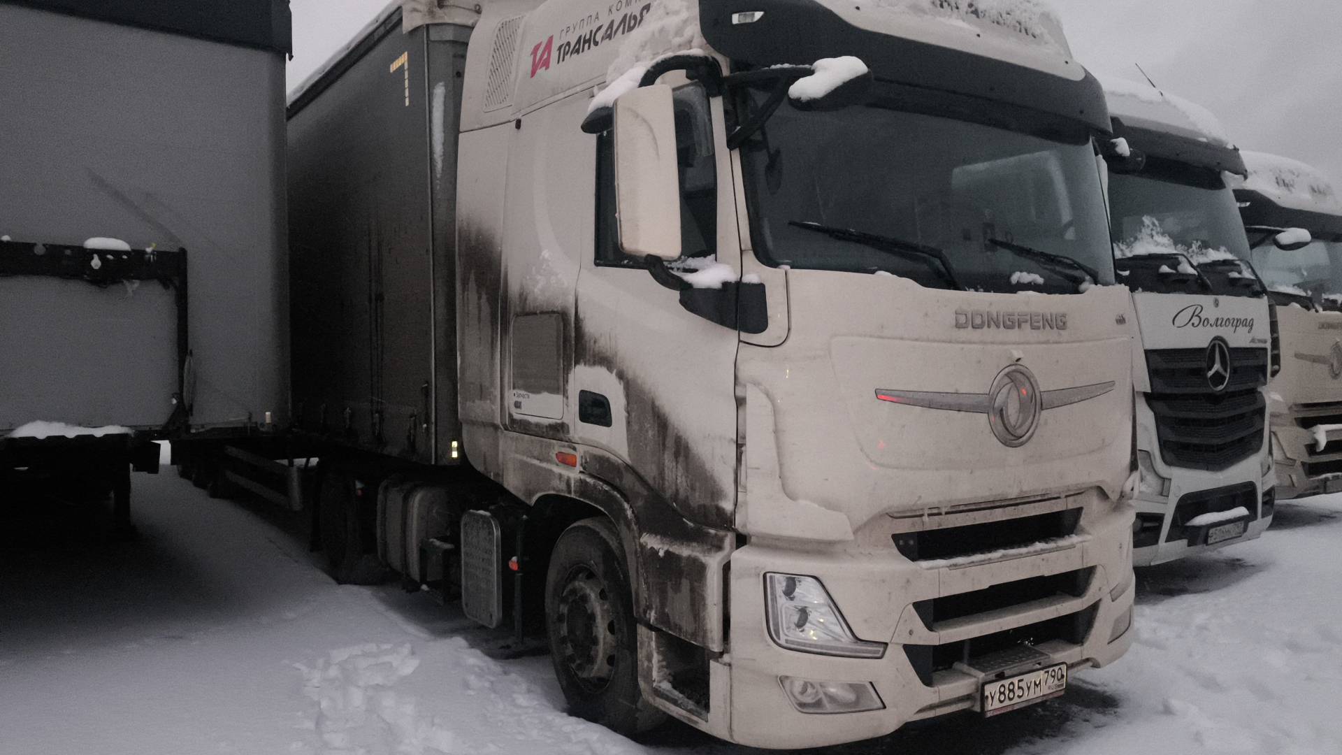 DongFeng DFH4180 4x2,  202 315 км, 2024 года в лизинг